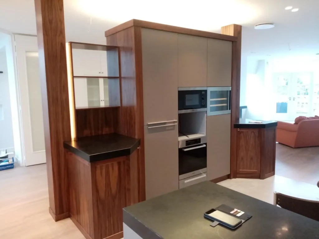 Ton van Vliet Bouw - Interieur - Maatwerk meubels - Meubel